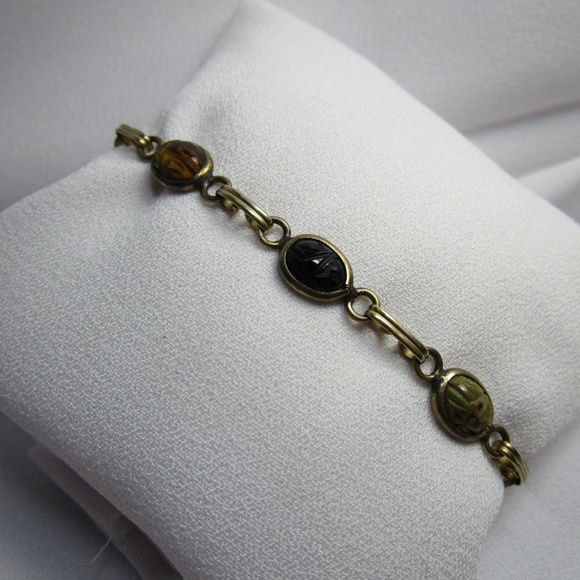 Vintage Jewelry - Vintage 1950's Classic Scarab Bracelet